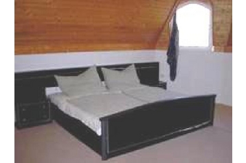 Hungría Privát Csopak, Interior